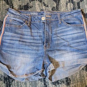 SO Favorite High-Rise Shortie Denim Shorts Red and White Side Stripe Size 13